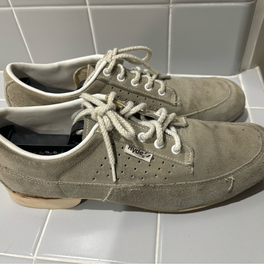 Vintage Hyde bowling shoes right handed size 10